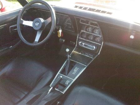 Corvette Interieur.jpg